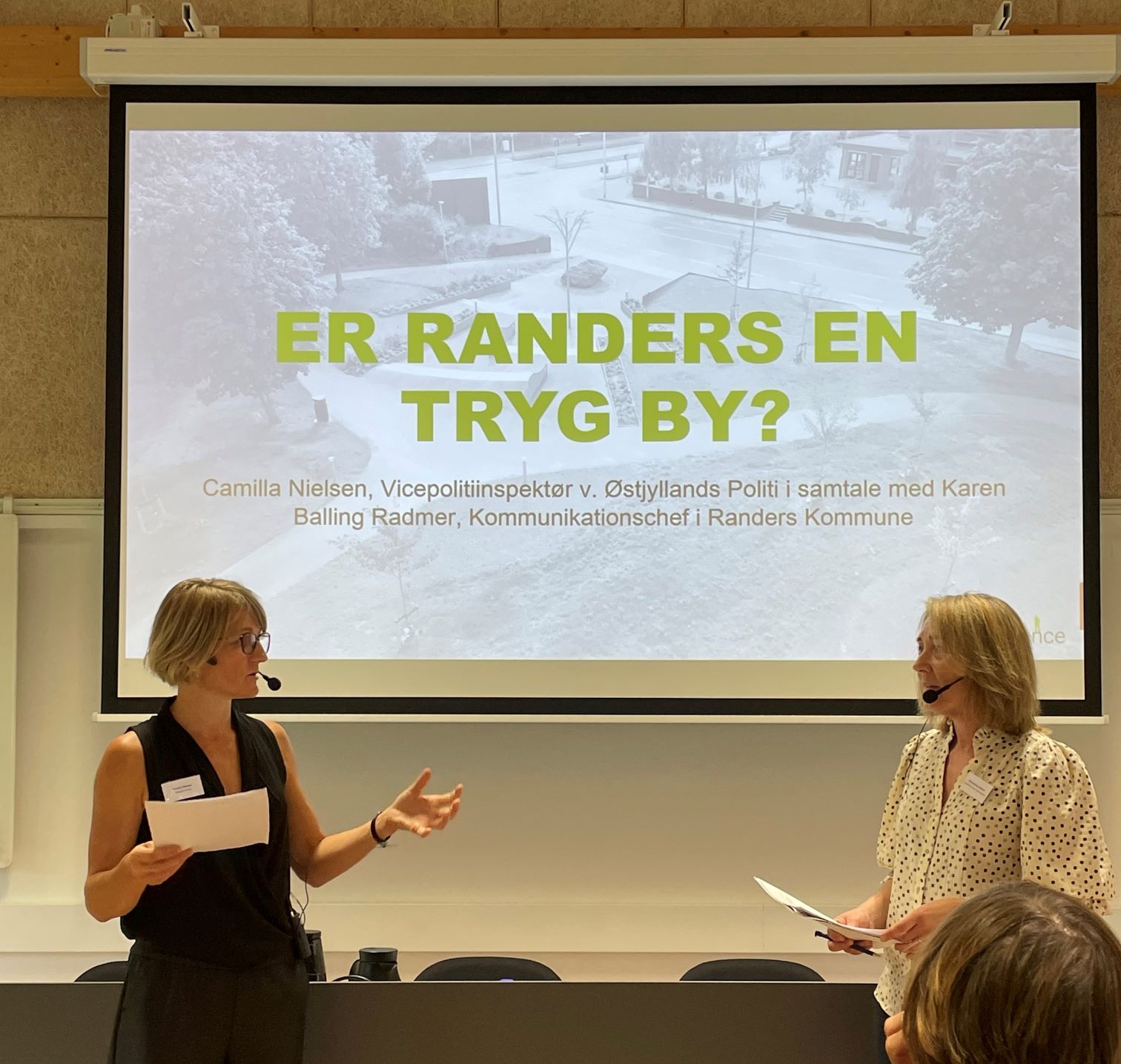 Oplæg med vicepolitiinspektør v. Østjyllands politi Camilla Nielsen og Kommunikationschef i Randers Kommune, Karen Balling Radmer.